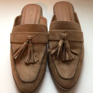 Tassel mules